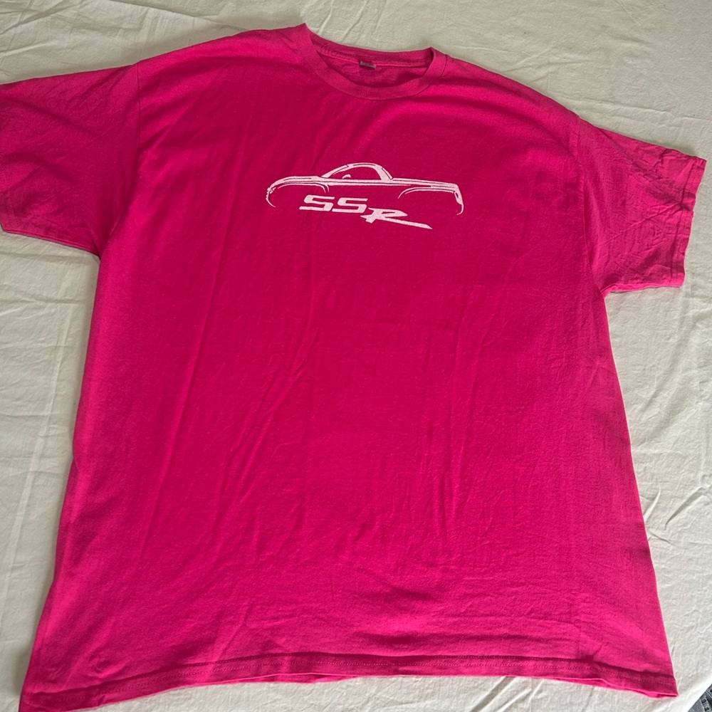 Vintage 2003 Chevy SSR Rare Promo Shirt Chevrolet
GM Super Sport Roadster GM